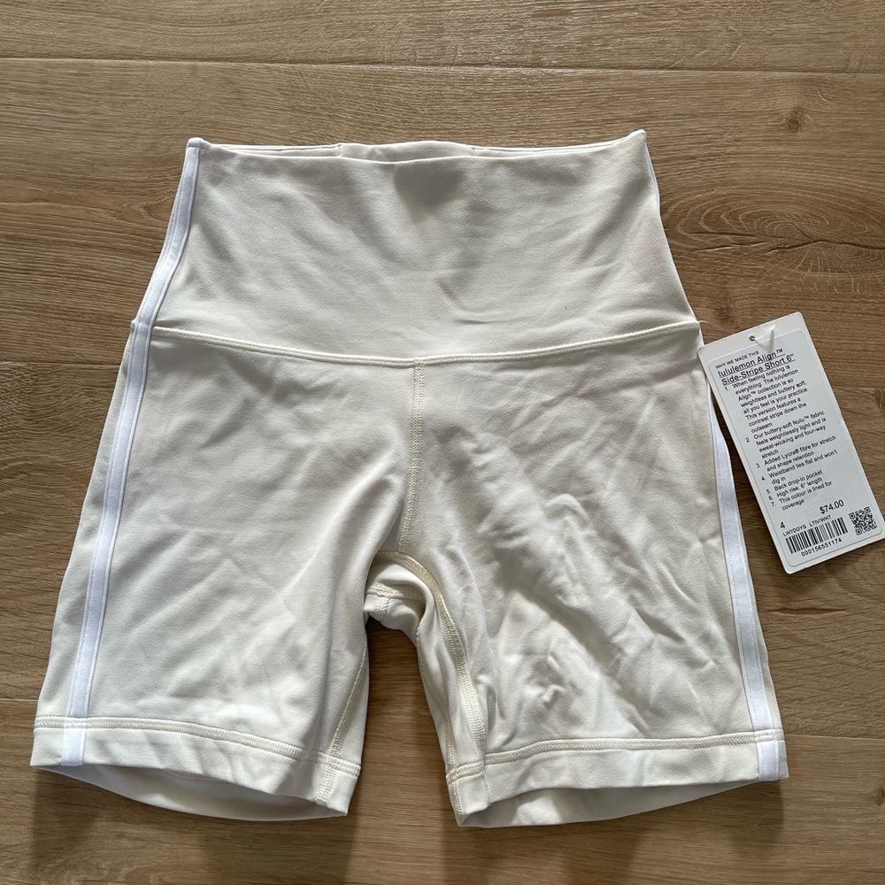 NWT Lululemon High-Waisted Shorts Size 4